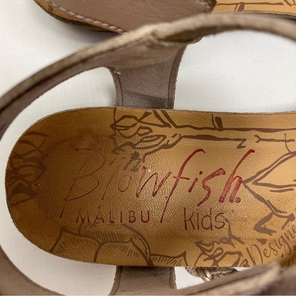 Blowfish Sandals Tan Velcro Girls Size 1 - Picture 5 of 9